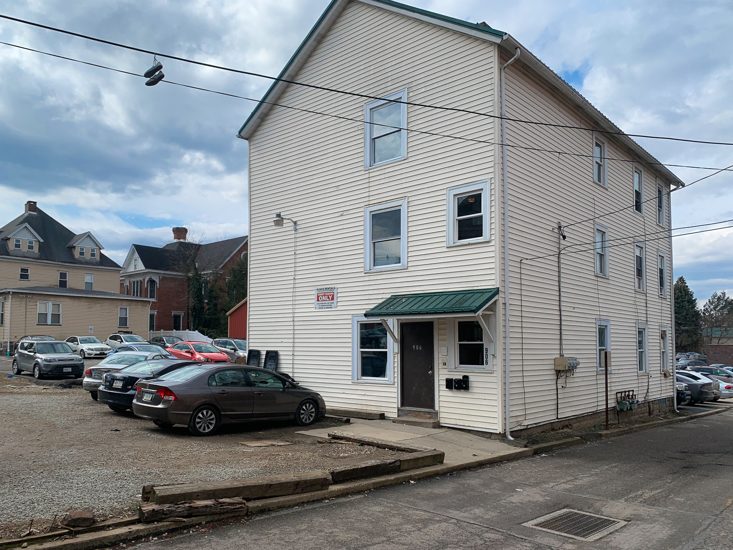 Property main image