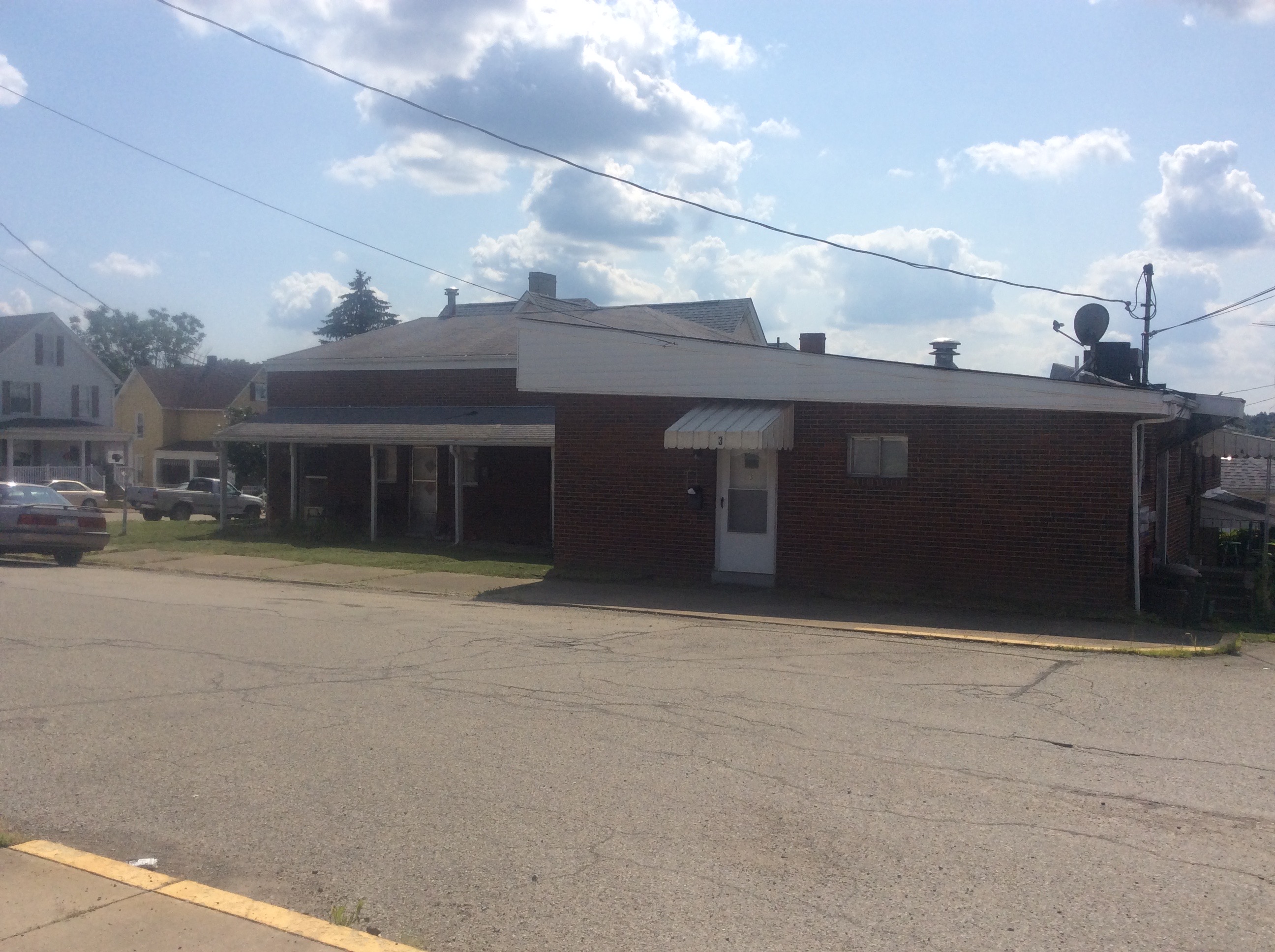 34 Broadway Avenue, Apt. 3